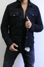 Winter elegance starts here – a padded jacket with an elegant and comfortable design - Image 3