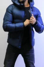 warm jacket with a modern design and a touch of luxury - Image 20