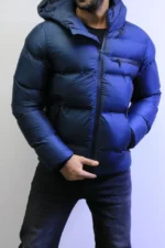 warm jacket with a modern design and a touch of luxury - Image 14