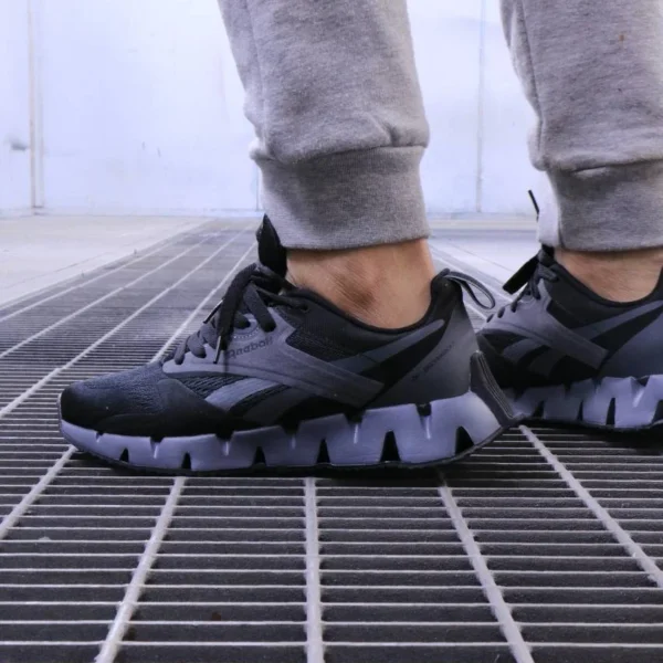 Running Shoes – Lightweight Breathable Sports Sneakers