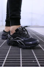 Ultra Comfortable Shoes for Everyday Professionals - Image 3