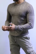 Lightweight spring knit sweater comfy stylish for every look - Image 2