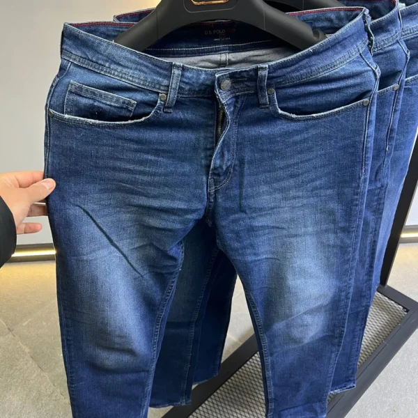 Blue Jeans Wash Jeans for Men – Modern Slim Fit