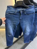 Blue Jeans Wash Jeans for Men – Modern Slim Fit - Image 4