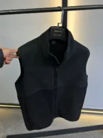 soft cotton gilet light comfort for everyday style - Image 3