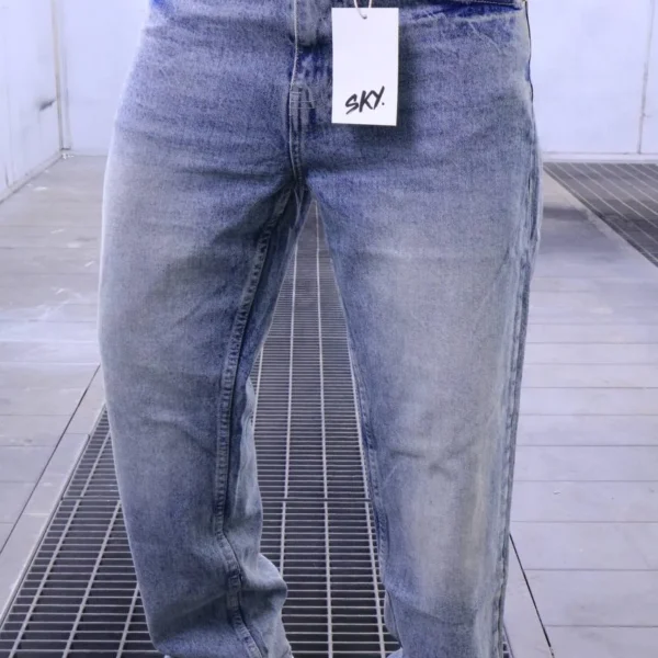 the piece that. completes any outfit baggy jeans