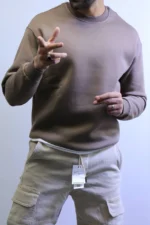 from e backElegant and Cozy Sweater with a Modern Design - Image 2