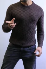 Elegant classic knitwear for a refined and warm look - Image 17