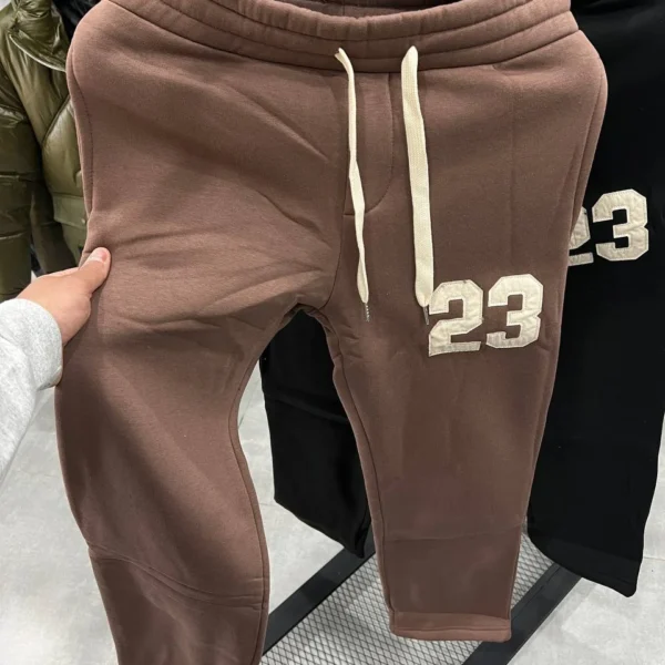 Comfortable  jogger pants, Straight fit