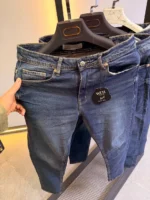 slim simple jeans modern and elegant everyday look - Image 10