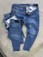 Light  Blue Wash Jeans for Men – basic  Fit - Image 6