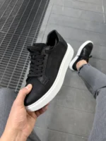 Men’s Premium Black Urban Sneakers – Sleek & Versatile