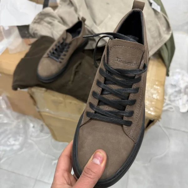 Men’s Premium leather Urban Sneakers – Sleek & Versatile