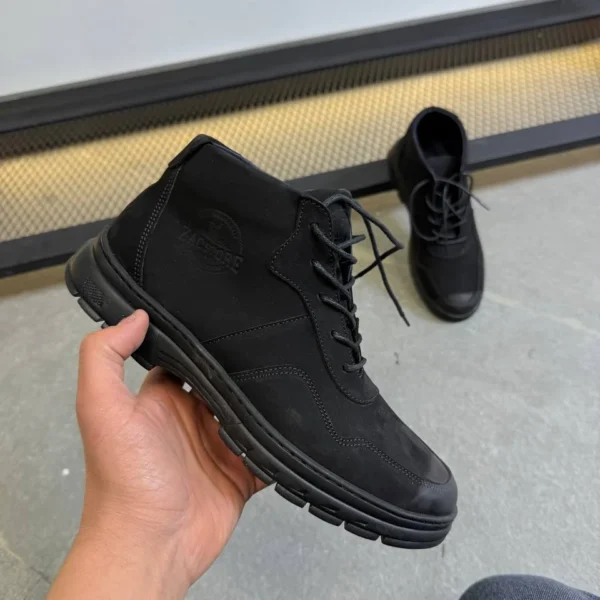 ZacStore Signature Artisan Leather Boots – Excellence in Every Step