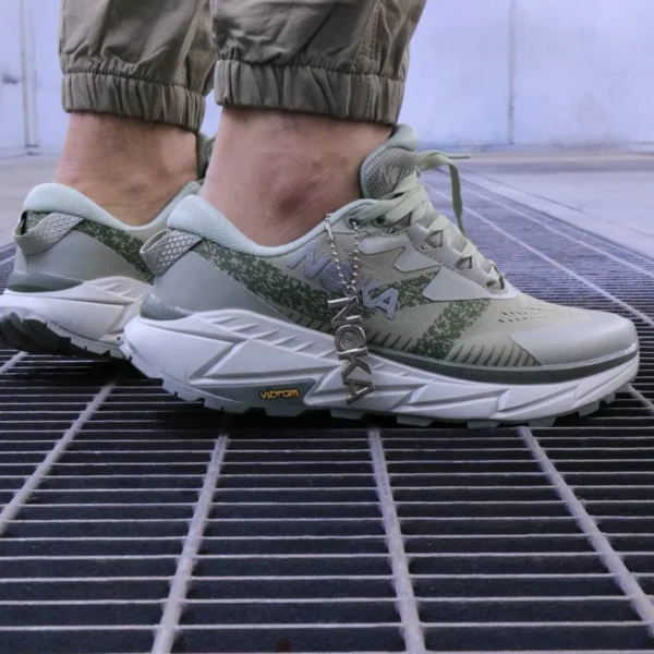 Ultra Comfortable shoes for everyday professionals oKa