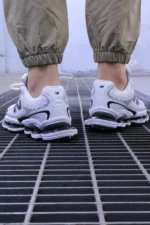 Ultra Comfortable Shoes for Everyday Professionals - Image 10