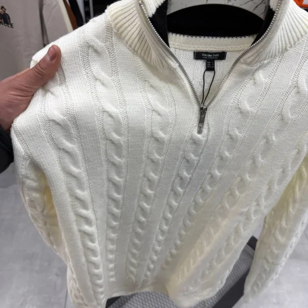 Old Money Knit – Sophisticated Elegance with a Classic Touch