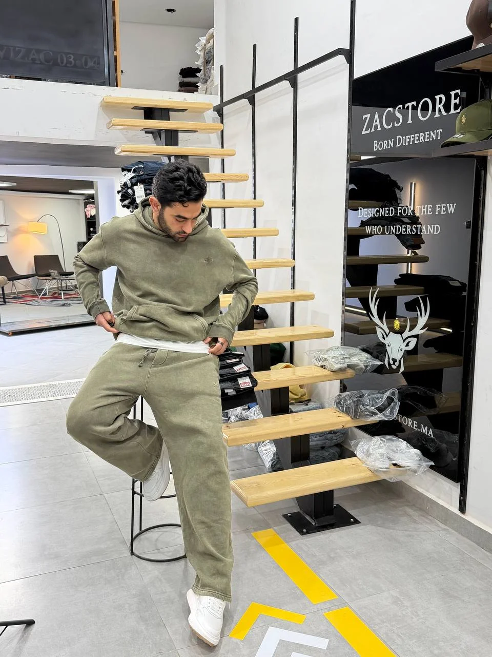 5814358912822611189 Men’s Tracksuit Set over size – Hoodie & Joggers – Available in 3 Colors - Image 1