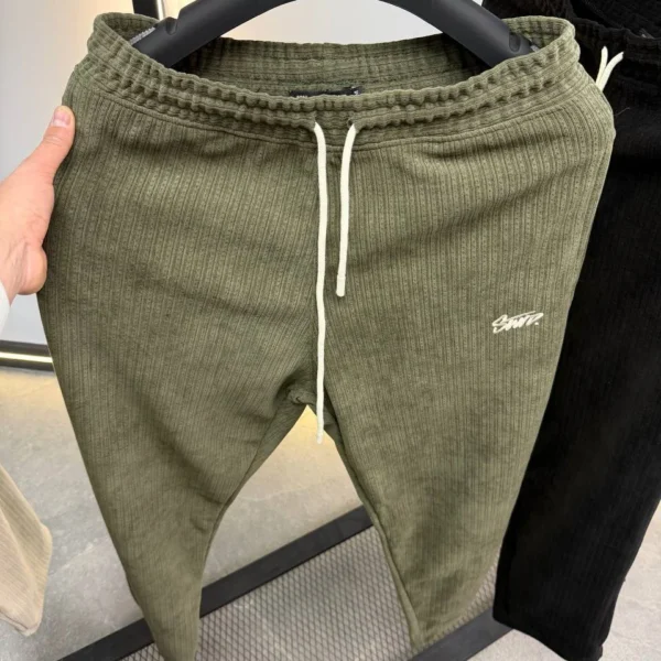 Comfortable  jogger pants, buggy fit