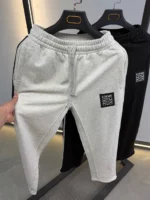 Comfortable jogger pants, basic fit - Image 7