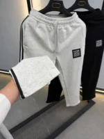 Comfortable jogger pants, basic fit - Image 10