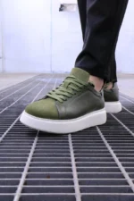 Men’s Premium leather Urban Sneakers – Sleek & Versatile