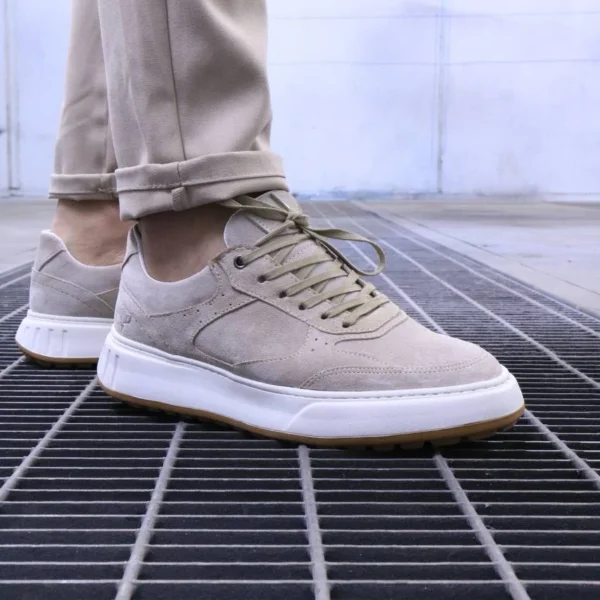 Men’s Premium leather Urban Sneakers – Sleek & Versatile