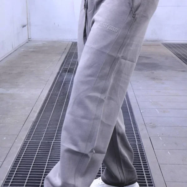 Comfortable  jogger pants, basic  buggy fit