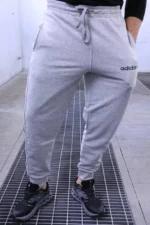 Comfortable  jogger pants, basic fit - Image 6