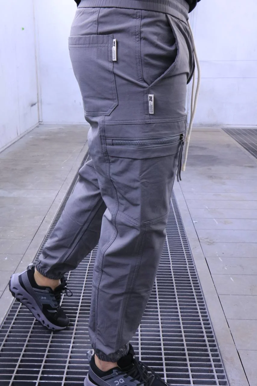 5848183064473832907 Men’s Casual Cargo Jogger Pants - Image 1