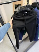 Comfortable  jogger pants, basic fit - Image 11