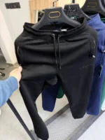 Comfortable  jogger pants, basic fit - Image 6