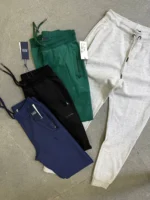 Comfortable  jogger pants, basic fit - Image 16