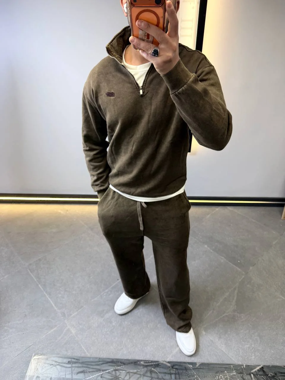 5974493401199611106 Casual Ensemble – Trendy Coordinated Effortless Style - Image 1