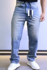 Premium Baggy Denim Jeans – Relaxed Fit for a Trendy and Effortless Style – Image 6
