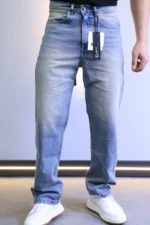 Premium Baggy Denim Jeans – Relaxed Fit for a Trendy and Effortless Style – Image 8