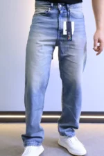 Premium Baggy Denim Jeans – Relaxed Fit for a Trendy and Effortless Style – Image 3