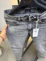 Stretch light gray slim jeans for men , Modern Fit – Image 2
