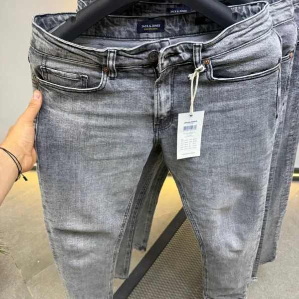Stretch light gray slim jeans for men , Modern Fit