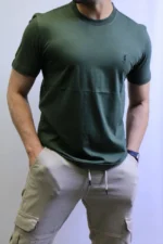 Clean and modern design basic t-shirt – Image 3