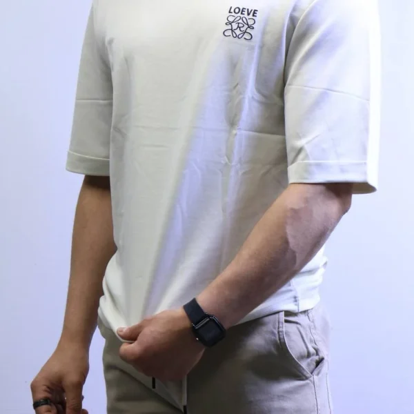 Premium Oversized Basic T-Shirt – Minimal Streetwear Style