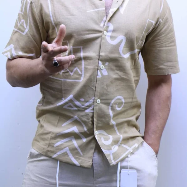 Men’s Casual Short Sleeve Button-Up Shirt – Lightweight Summer Style