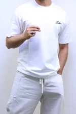 Trendy Oversized Streetwear Tee – Modern Casual Fashion Look – Image 15