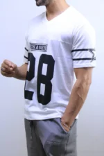 Trendy Oversized Streetwear Tee – Modern Casual Fashion Look – Image 12