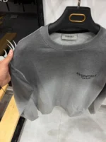 Sweatshirt – Elegance Meets Comfort – Image 9