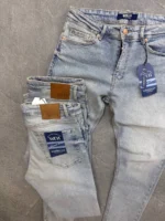 Light-wash jeans / Ice Blue denim Comfortable – Image 4
