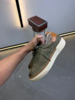 Olive Green Retro Sneakers – ZACSTORE