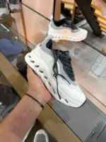 Dynamic Sole Sneakers – ZACSTORE – Image 4